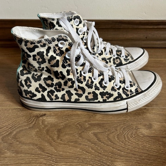 Converse Chuck Taylor All Star Leopard Print High Tops - Picture 9 of 9